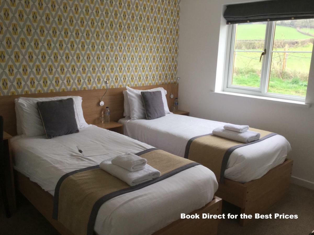 Llangeview Lodge Ebbw Vale Exteriér fotografie